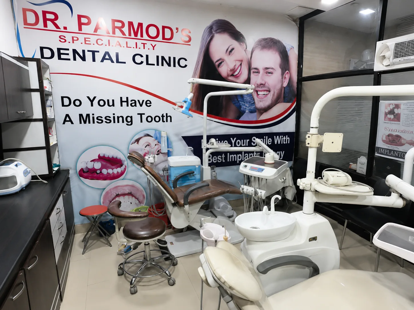 A modern, clean treatment room at Dr. Parmod's dental clinic